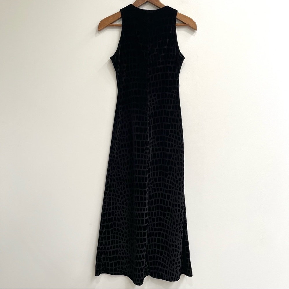 Vintage black sleeveless burnout velvet maxi dress with a crocodile print - Picture 3 of 12
